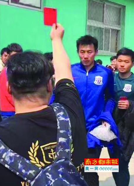 少妇两个大乳喂老头吃小说
