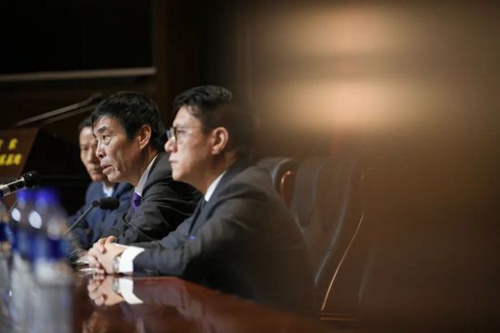 远古野人粗壮h灌满3p