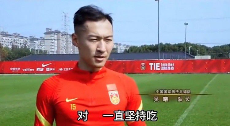 英语老师的胸好软我把她强了