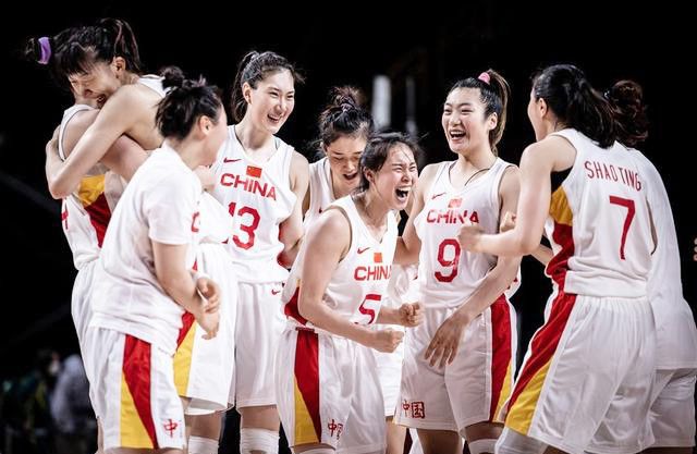 五月天婷婷在线播放